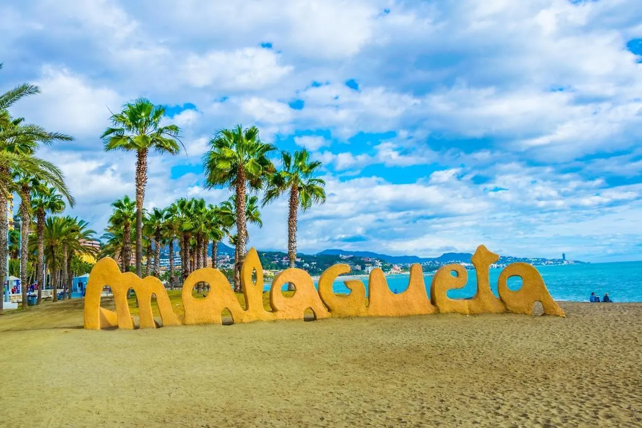 Malaga Centre Apartment With Parking