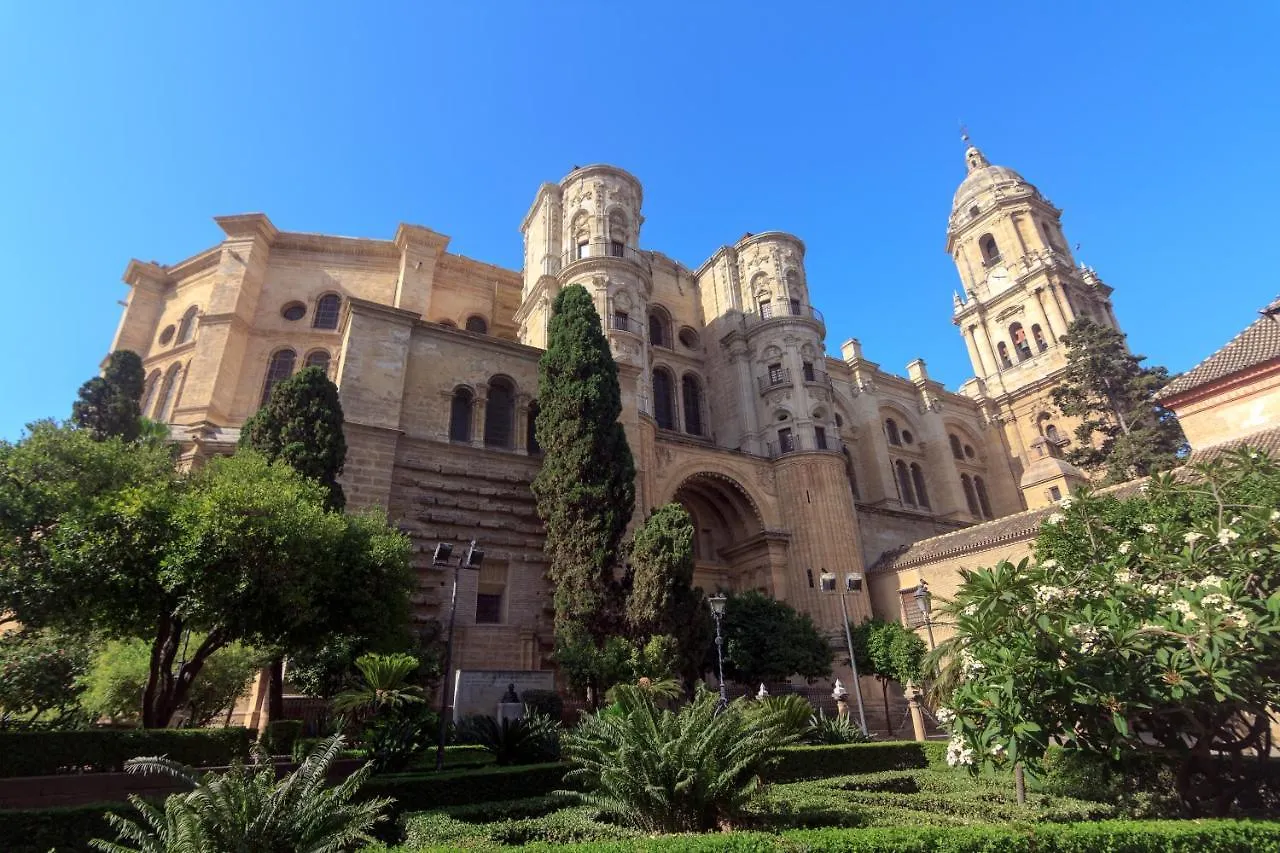 Malaga Centre Apartment With Parking