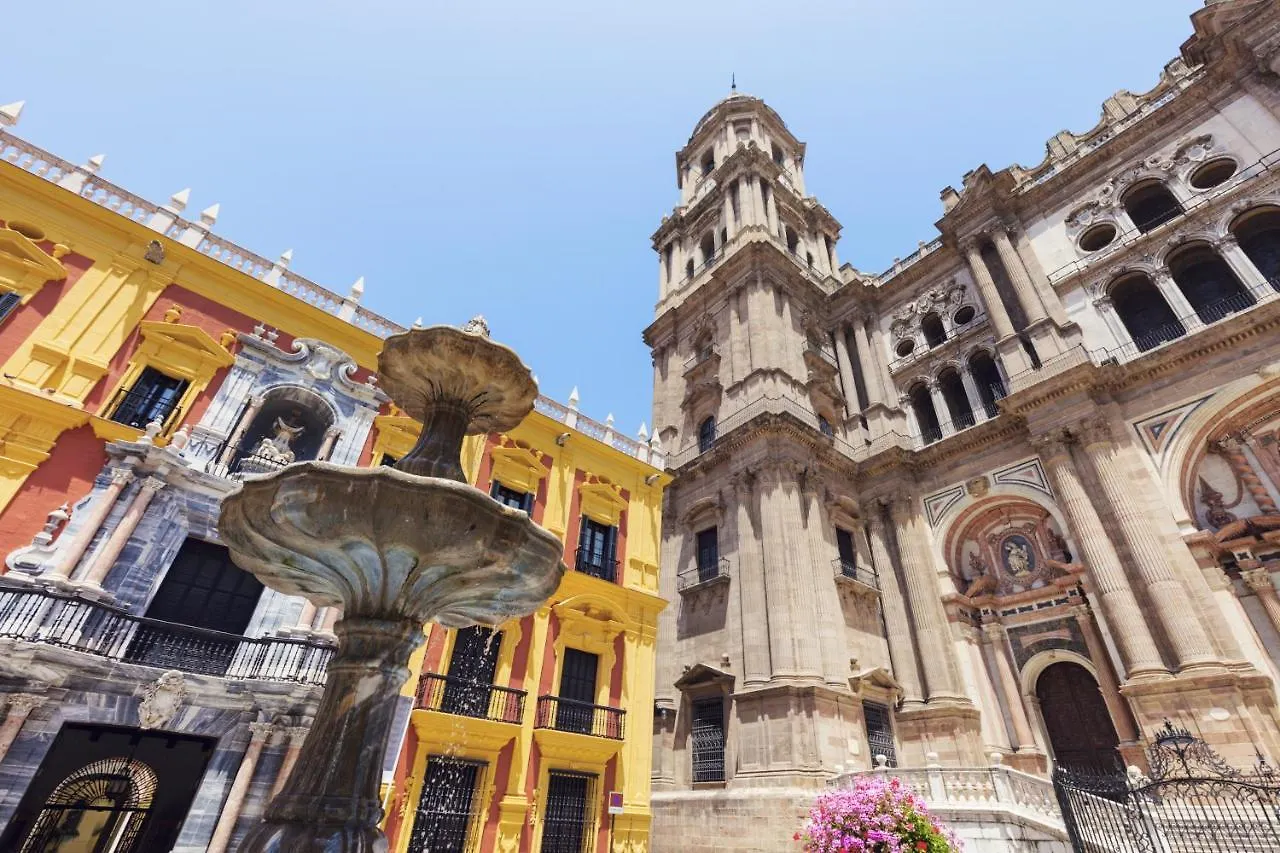 Malaga Centre Apartment With Parking