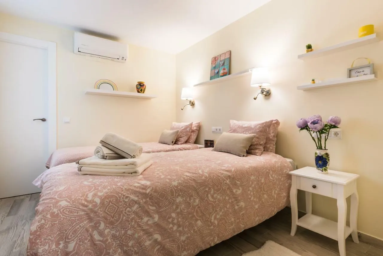 Malaga Centre Apartment With Parking